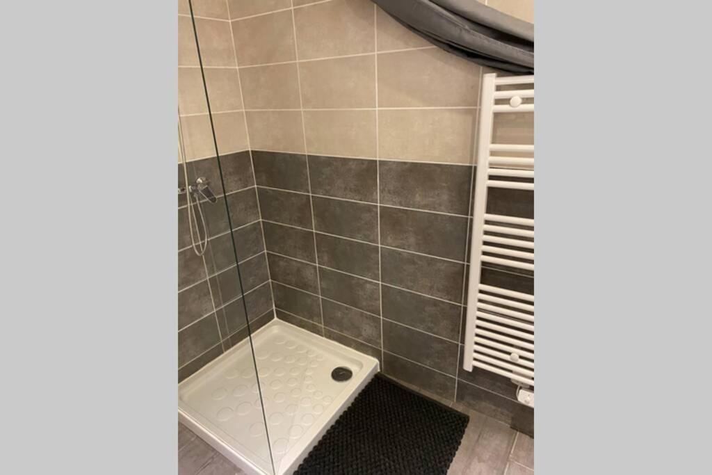 Apartament La Batisse De Chabot N°3 Montluçon Zewnętrze zdjęcie